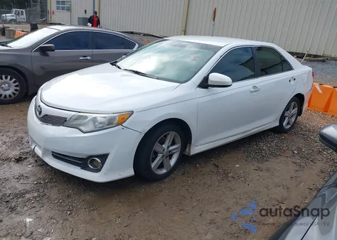 2013 Toyota Camry Se из США, поврежденный, VIN 4T1BF1FK8DU276636